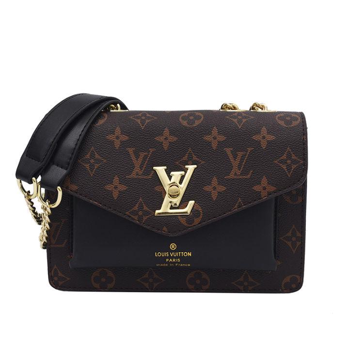 LV กระเป๋าสะพายกระเป๋าถือผู้หญิงขาย2021ใหม่แฟชั่นเกาหลีต้นฉบับ Cross Body กระเป๋าสะพายไหล่ LV Petite Malle กระเป๋าเครื่องสำอาง